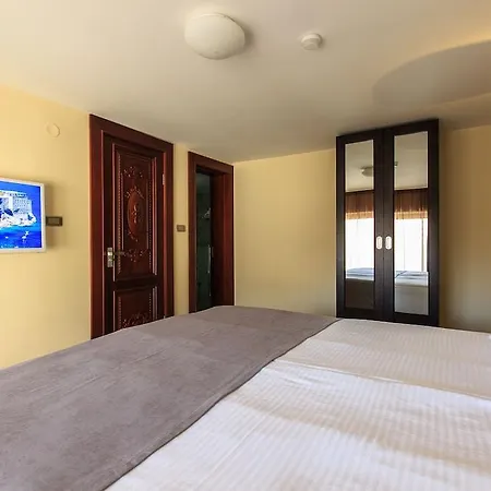 Premier Otel 4*