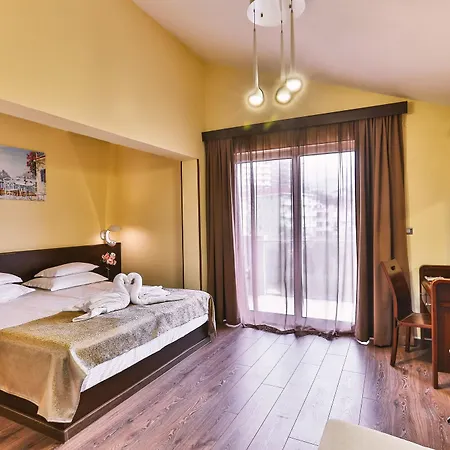 Premier Ex Nadezda Budva