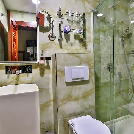 Premier Ex Nadezda Hotel 4*