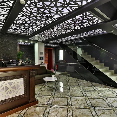 Hotel Premier Ex Nadezda 4*