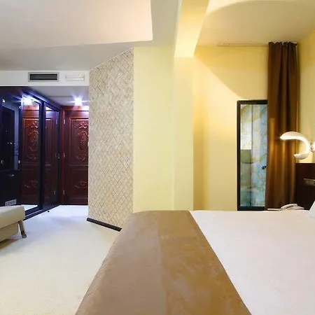 Premier Ex Nadezda Hotel